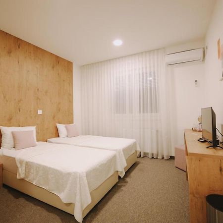 Apartmán Atos Centar Celinac Exteriér fotografie